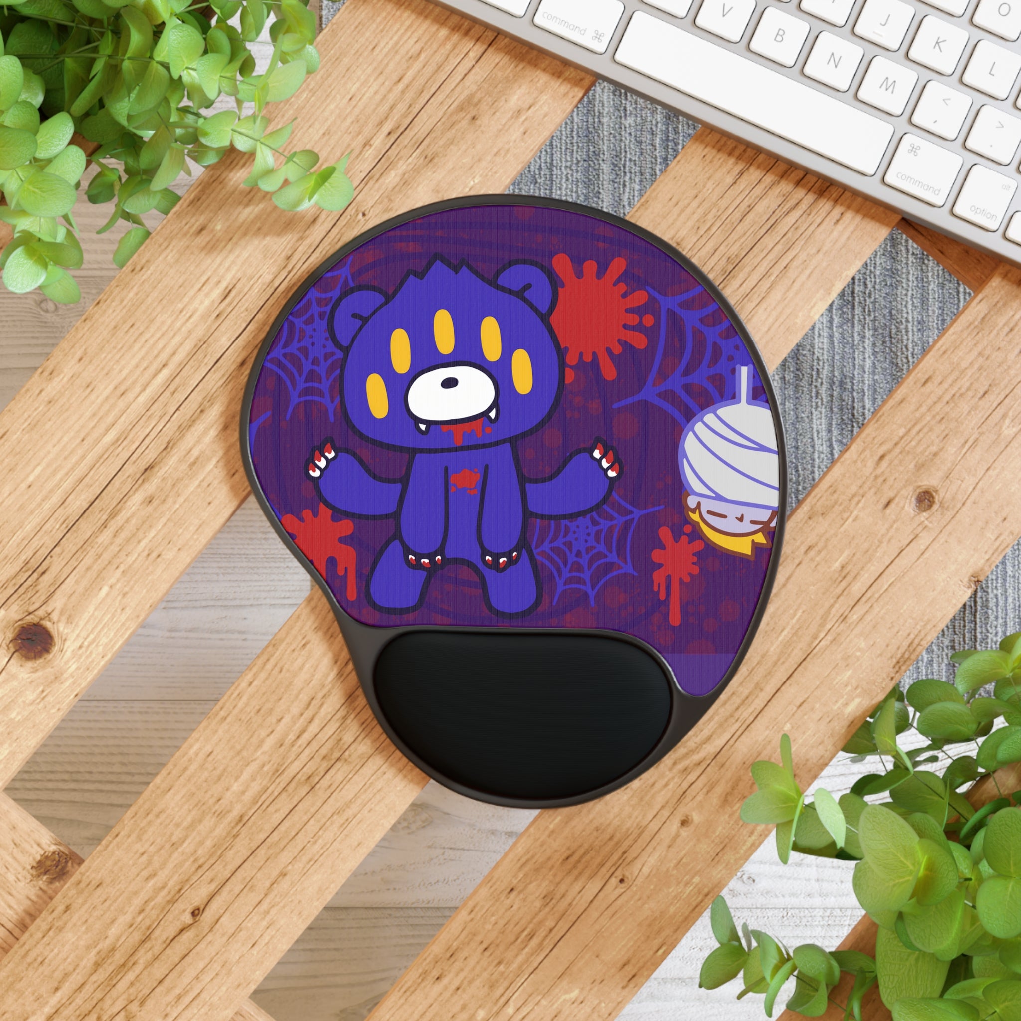 Gloomy Spider Mouse Pad With Wrist Rest