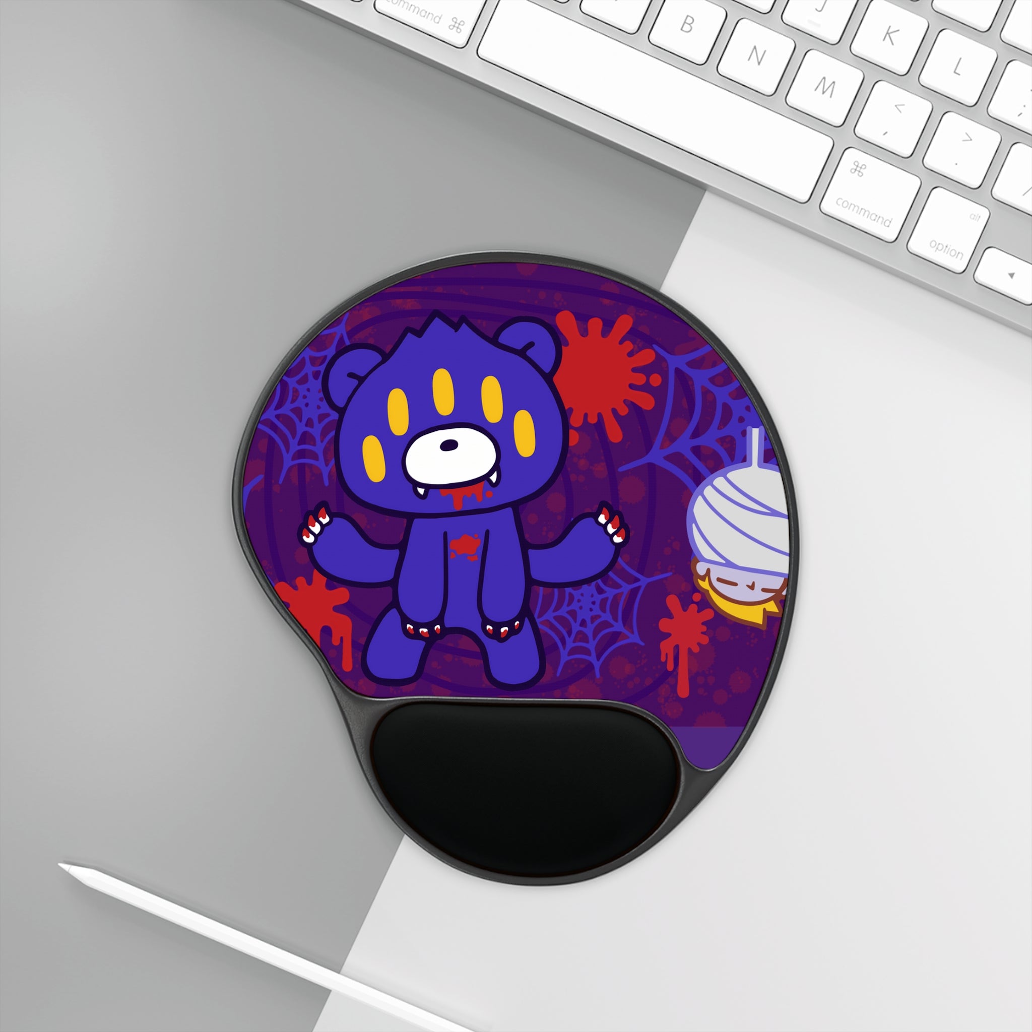 Gloomy Spider Mouse Pad With Wrist Rest