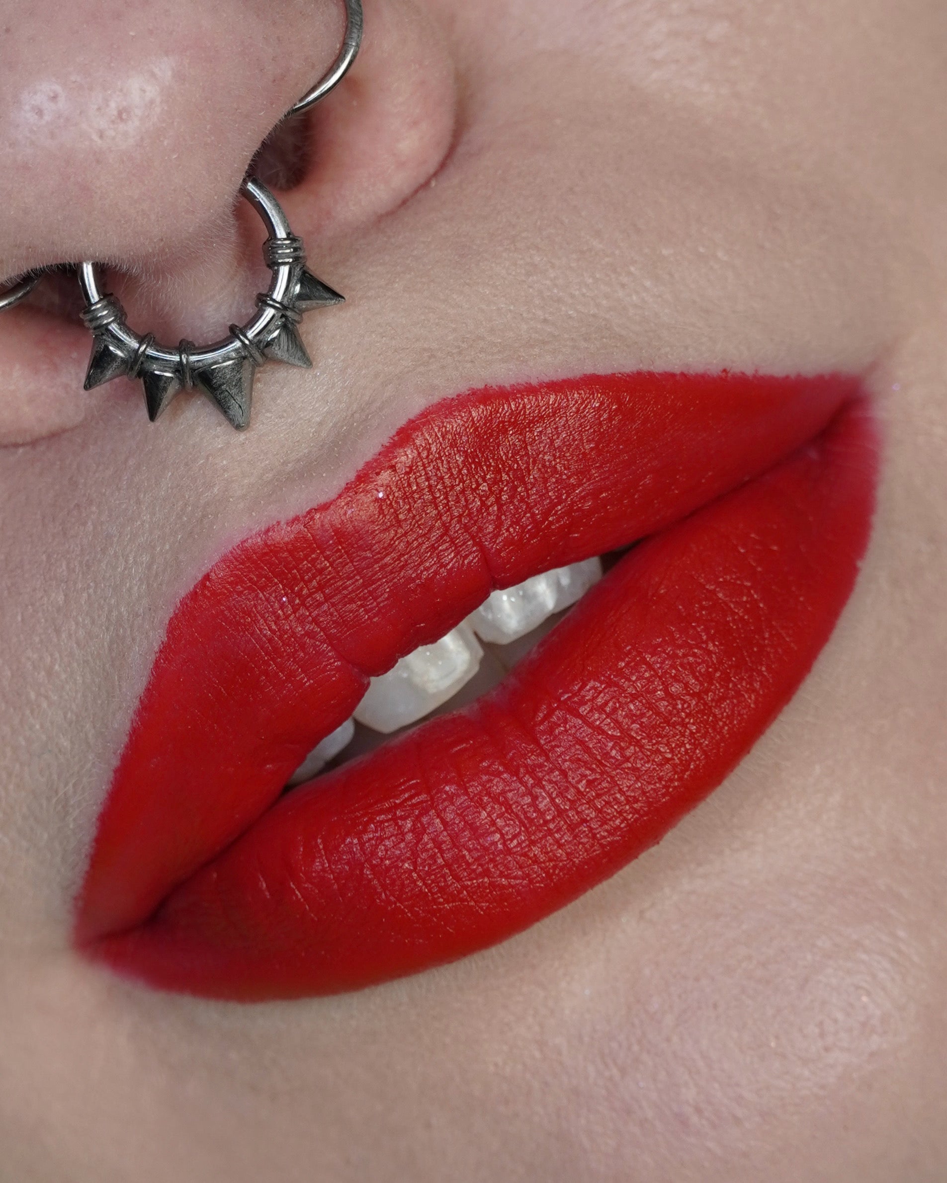 Gloomy Survival Lipstick 💄