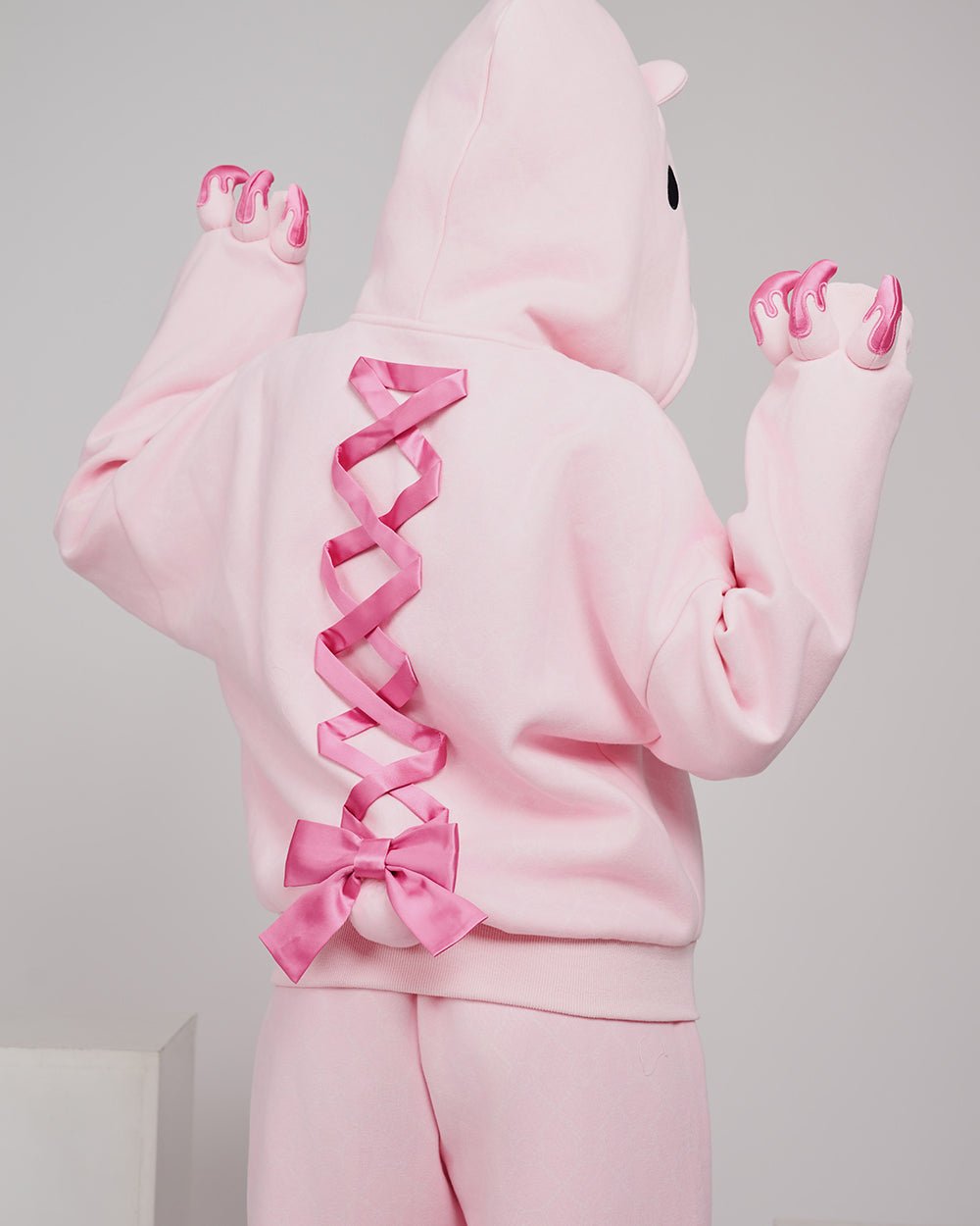 Pastel Winter Hoodie [MOEFLAVOR x Gloomy Bear]