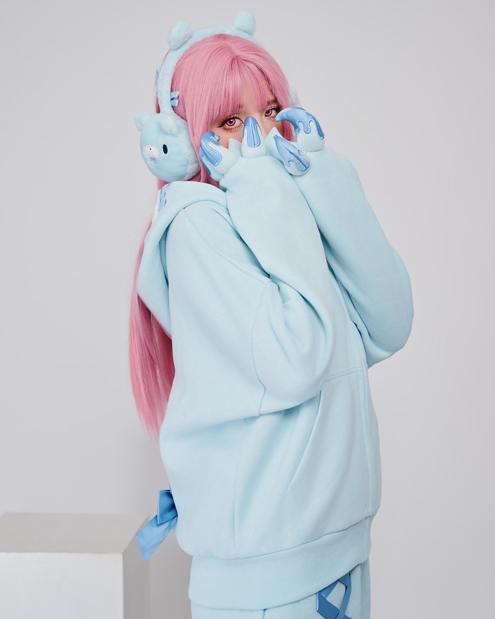 Pastel Winter Hoodie [MOEFLAVOR x Gloomy Bear]